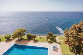 EXCELLENT 2 BEDROOM APARTMENT ON ESTRADA MONUMENTAL WITH SEA VIEW