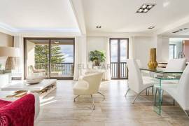 EXCELLENT 2 BEDROOM APARTMENT ON ESTRADA MONUMENTAL WITH SEA VIEW