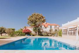 EXCELLENT 2 BEDROOM APARTMENT ON ESTRADA MONUMENTAL WITH SEA VIEW