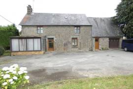 Detached Country House with Outbuilding
