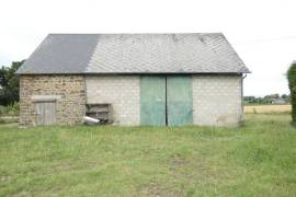 Detached Country House with Outbuilding