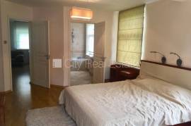 Detached house for sale in Jurmala, 260.00m2