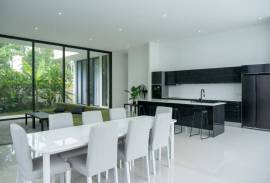 Brand New Five Bedroom Modern Villa with 18 meter Pool - 300 meters from Natai Beach
