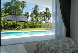 Brand New Five Bedroom Modern Villa with 18 meter Pool - 300 meters from Natai Beach