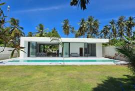 Brand New Five Bedroom Modern Villa with 18 meter Pool - 300 meters from Natai Beach