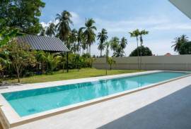 Brand New Five Bedroom Modern Villa with 18 meter Pool - 300 meters from Natai Beach